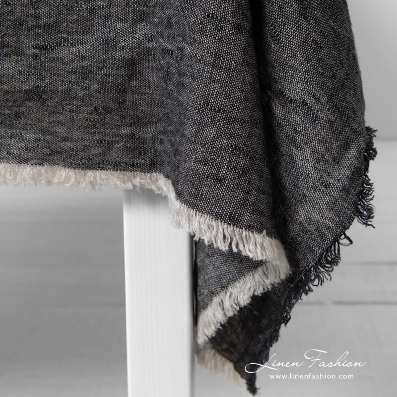 MANTIS black linen tablecloth with fringes