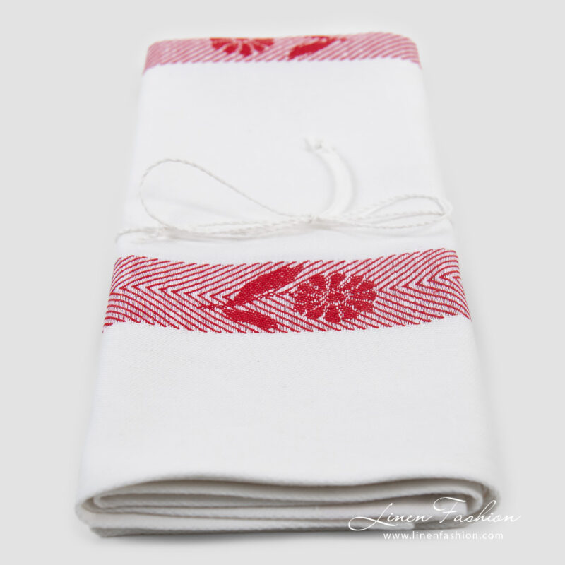 Linen cotton jacquard red towel with flower motif.