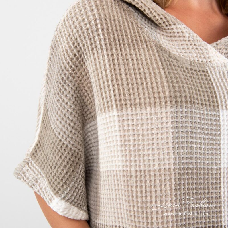 Linen poncho towel with short sleeves