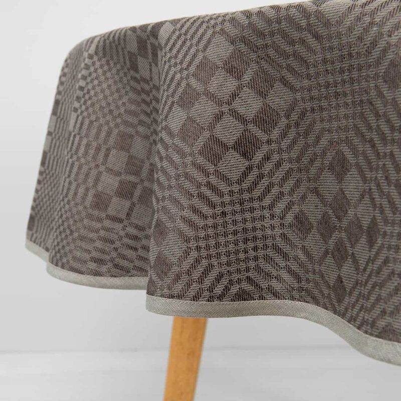 WILLOW round/oval tablecloth brown, linen cotton