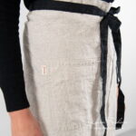 BISTRO SHORT Fartuch lniany naturalny