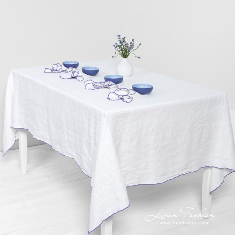 ARVO white linen tablecloth