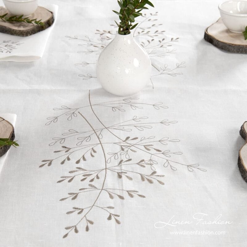 Off-white colored linen tablecloth, juta.