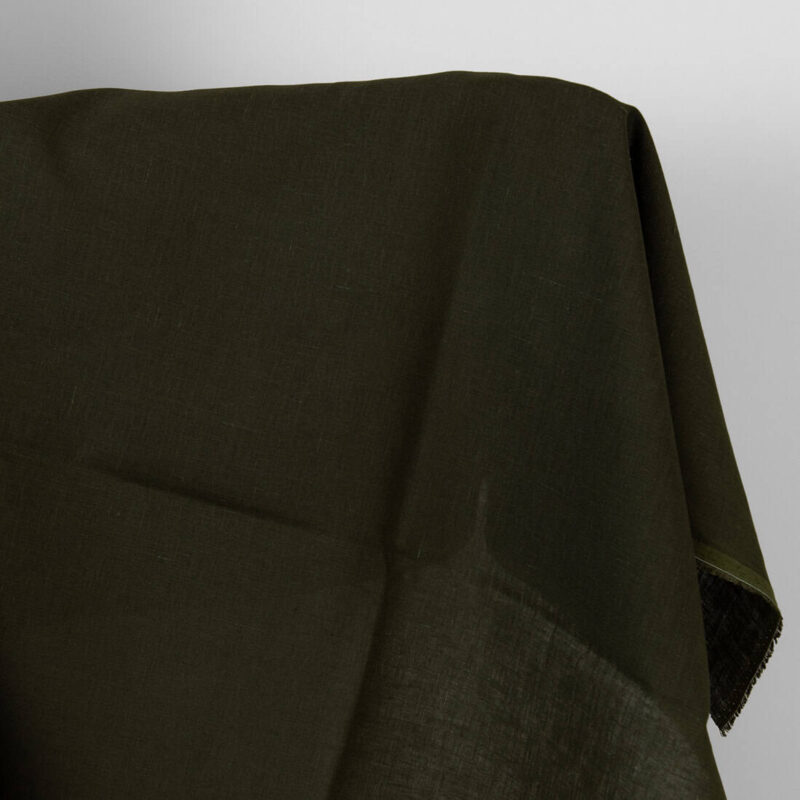 Len ciemne khaki