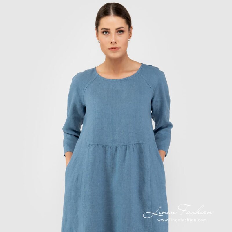 DELFINA blue dress of 100% linen fabric.