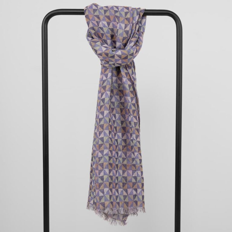 Violet linen shawl