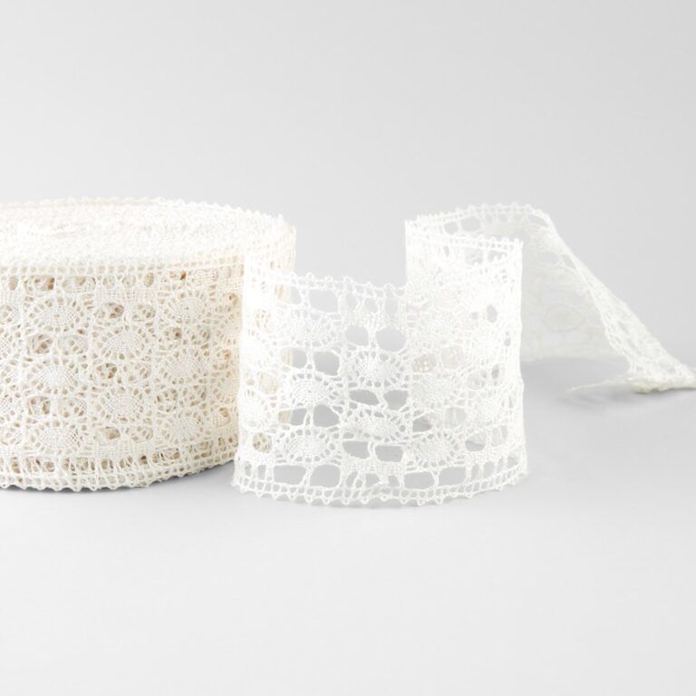 Linen lace off-white No. 71