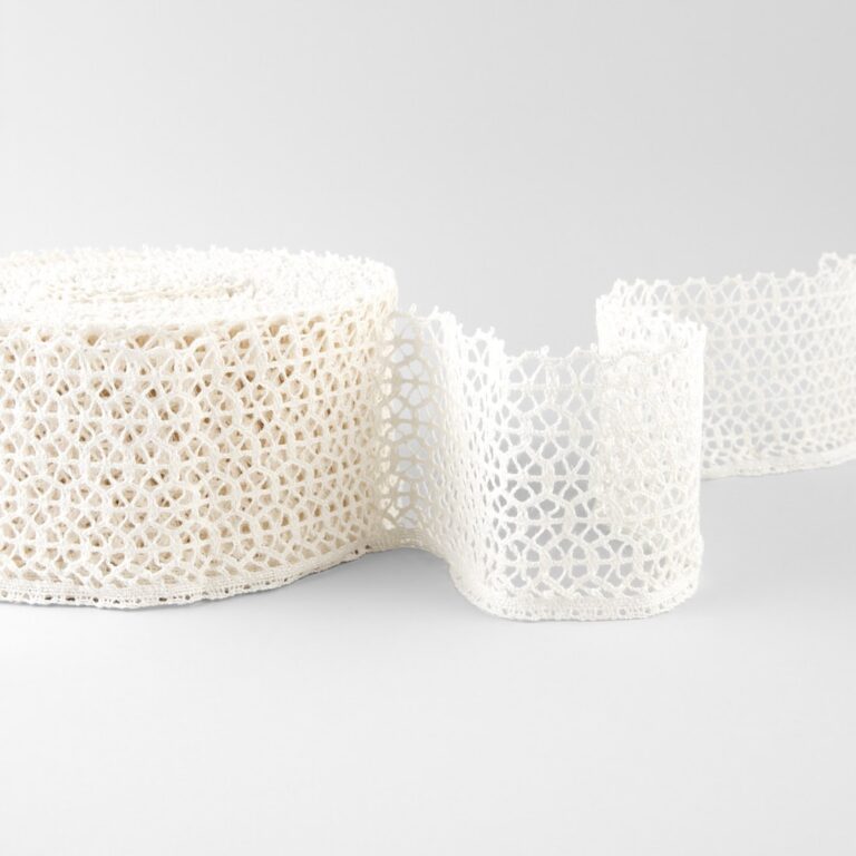 Linen lace off-white No. 73